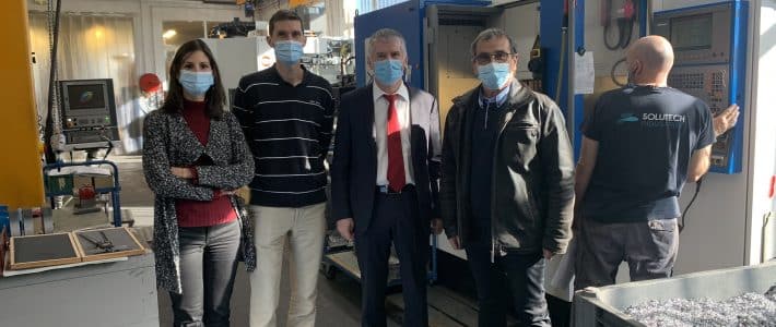 Le sénateur Philippe Folliot visite un fleuron de l’aéronautique française à Roquemaure